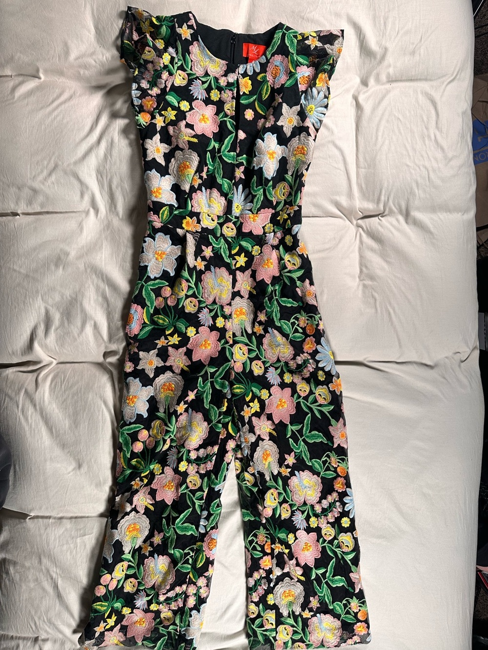 ML Monique Lhuillier Floral Jumpsuit W/ Keyhole Front & Flounce Sleeves Size 4